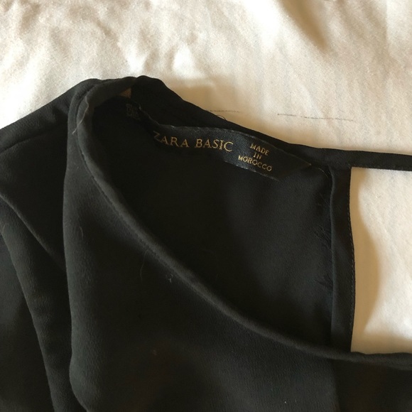 Posh show. 😊 2 for $10. Zara basic flowy black top sz M - Picture 5 of 6